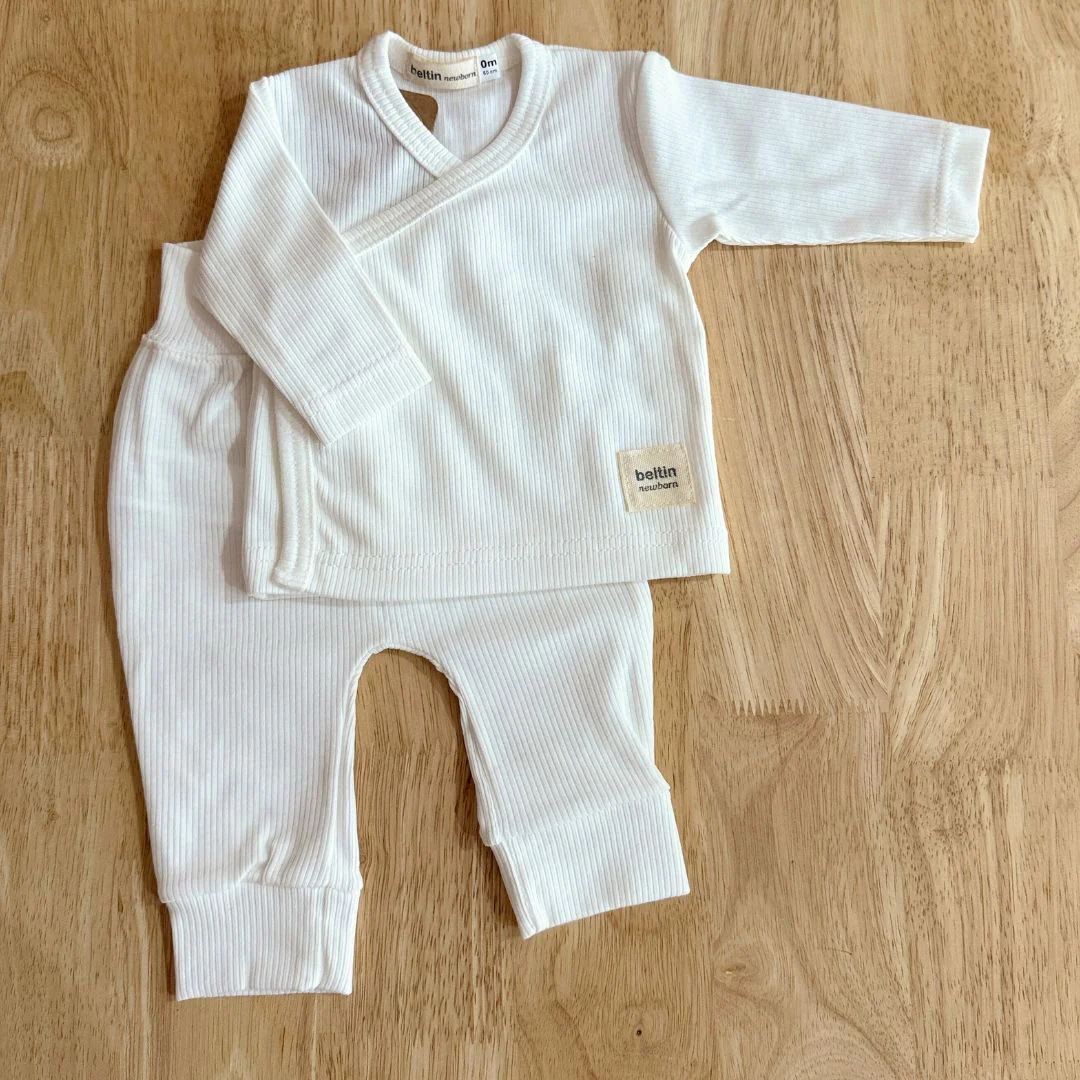 Primera Puesta Viena Beige Jubón y legging sin pie