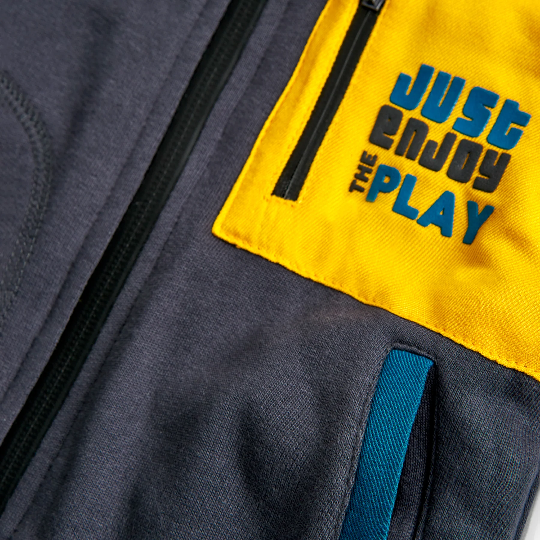 Hoodie Abrigado Boboli Just Enjoy Gris Oscuro - Imagen 3